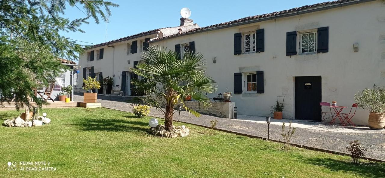 Clos des Morillons Venerand Extérieur photo